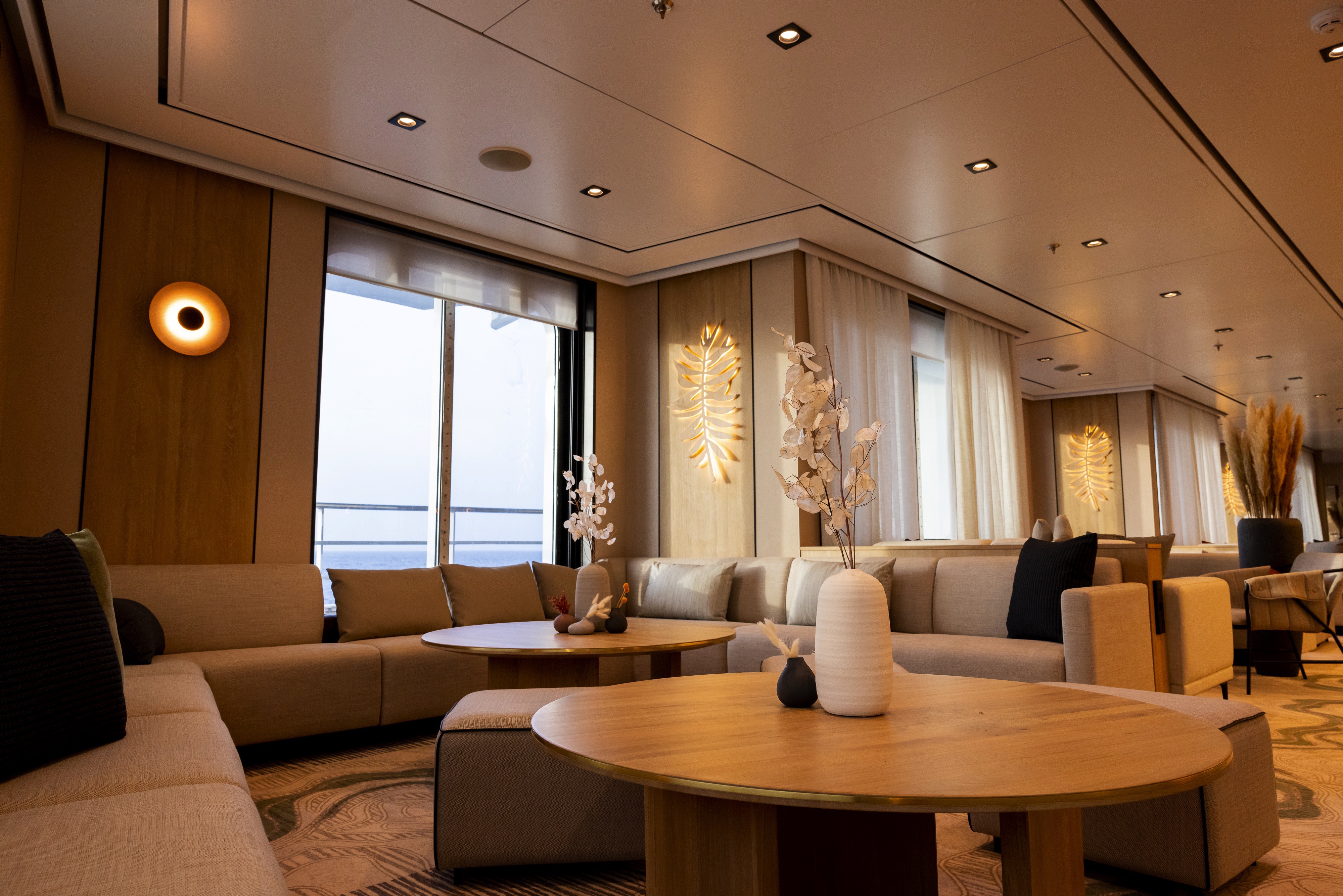 Observation Lounge on SH Vega